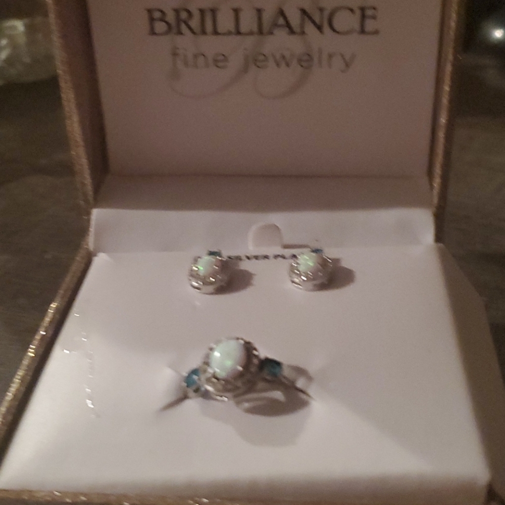 Sz.7 Sterling silver opal/topaz ring/earring set